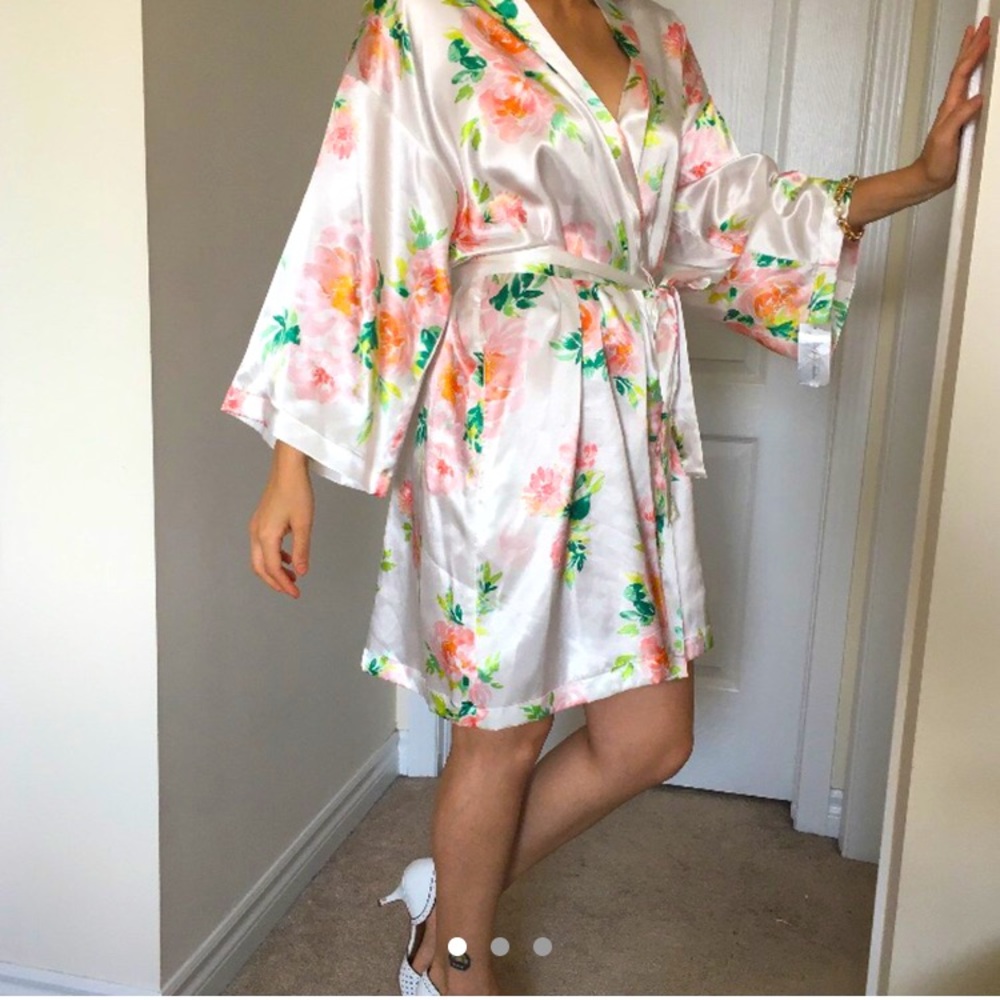 silk robe✨